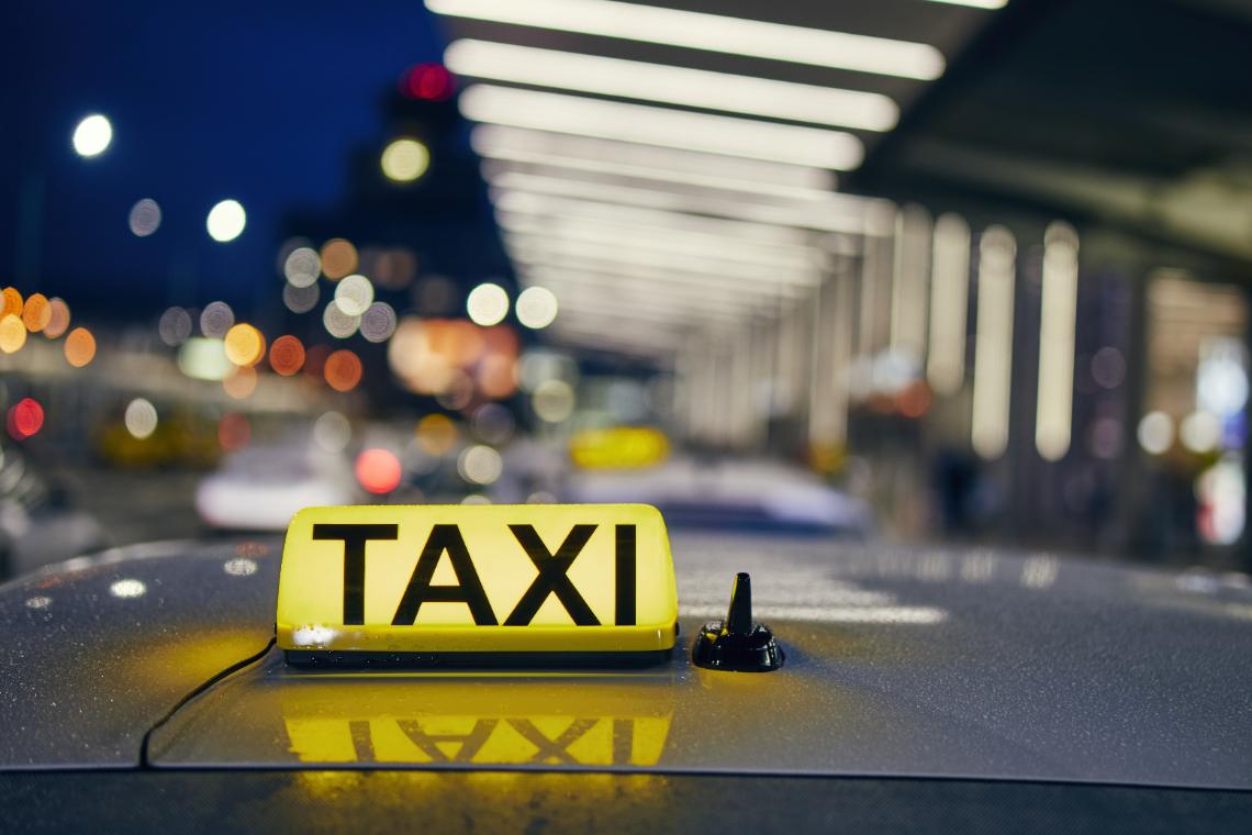 Oznakowanie taksówki – czego wymagają największe miasta?